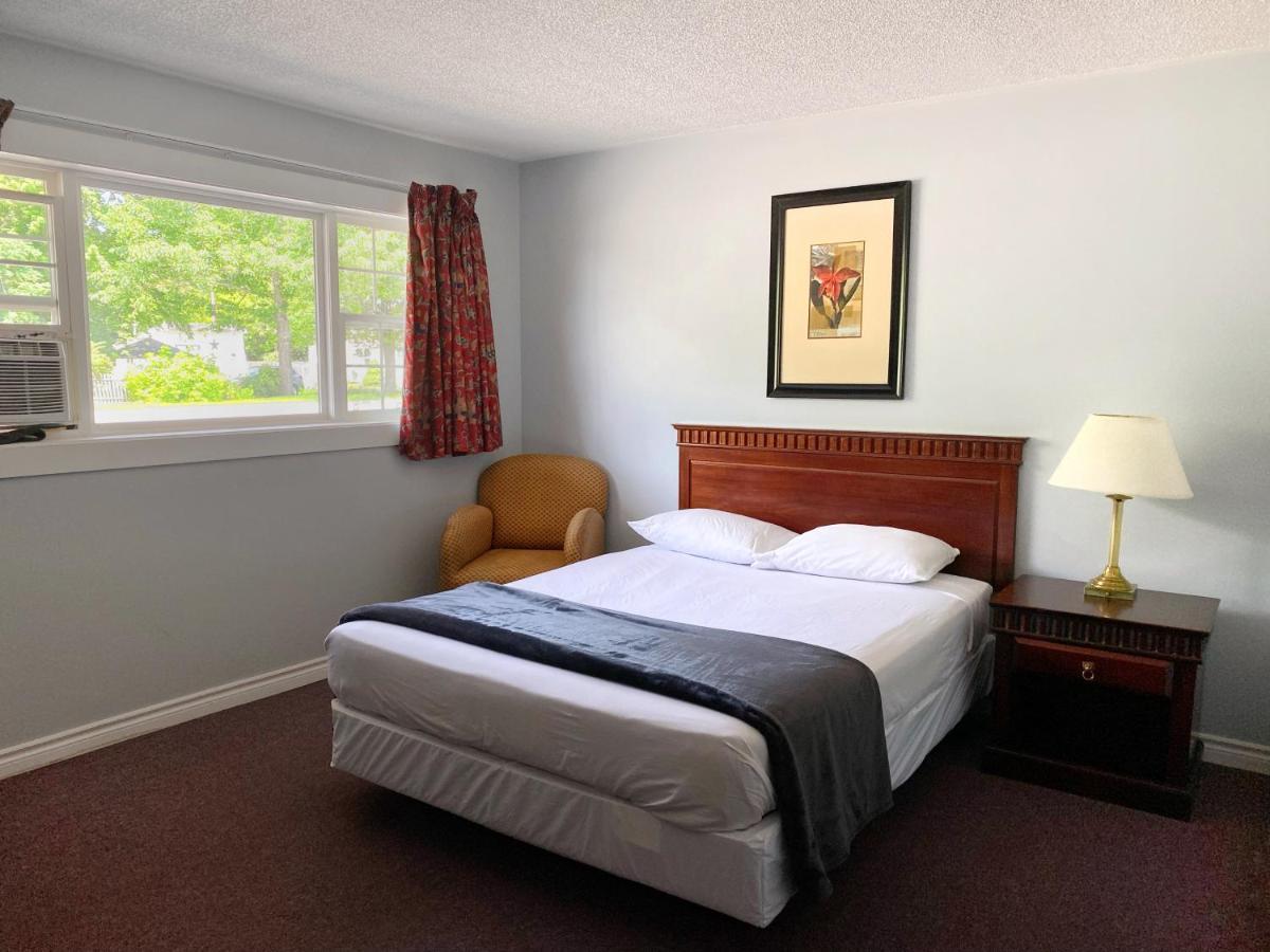 The Fort Nashwaak Motel Fredericton Eksteriør bilde